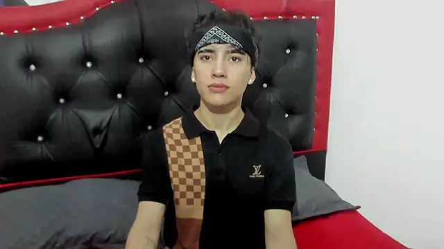 Thiago Divine  online show from 20, 10, 2025