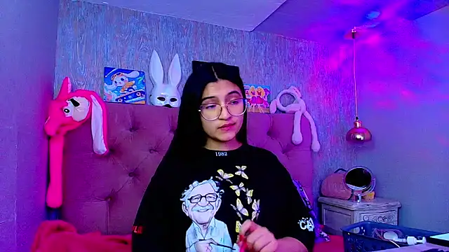 laurenelove online show from 2, 12, 2025