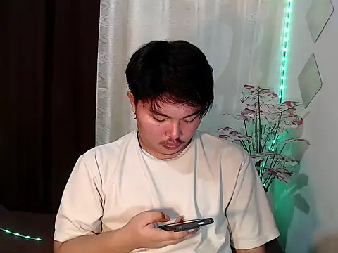 Snapshot of Lustfulljohnx chatting on 9, 7, 2026 Lustfulljohnx online show from 9, 7, 2026