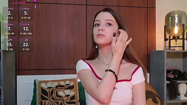 Snapshot of Alison_kisss chatting on 18, 4, 2026 Alison kisss online show from 18, 4, 2026
