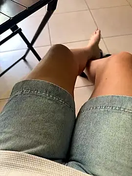 sharon-Hanna online show from 18, 12, 2025