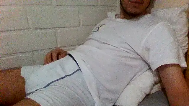 Snapshot of ProfeC4m chatting on 27, 9, 2025 ProfeC4m online show from 27, 9, 2025