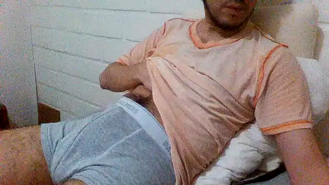 Snapshot of ProfeC4m chatting on 14, 10, 2025 ProfeC4m online show from 14, 10, 2025