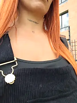 Snapshot of Alis_xxx chatting on 12, 11, 2025 Alis xxx online show from 12, 11, 2025