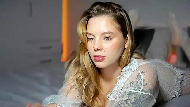 Snapshot of LilyFlamee chatting on 3, 3, 2026 LilyFlamee online show from 3, 3, 2026