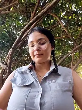 Lily-o online show from 8, 10, 2025