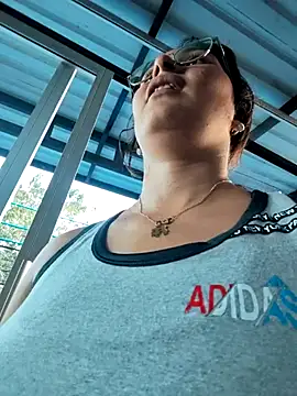 Lily-o online show from 13, 11, 2025