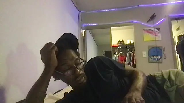 Triggerhappycj100 online show from 19, 9, 2025