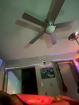 Triggerhappycj100 online show from 20, 10, 2025