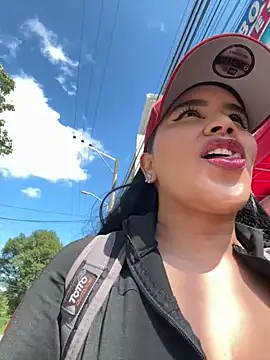 laure torres online show from 17, 12, 2025