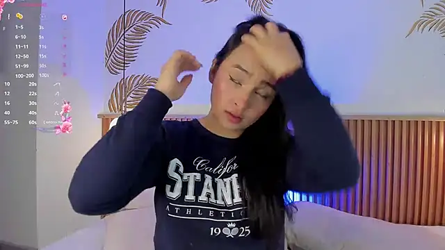 Snapshot of Valleriie_ chatting on 15, 1, 2026 Valleriie online show from 15, 1, 2026