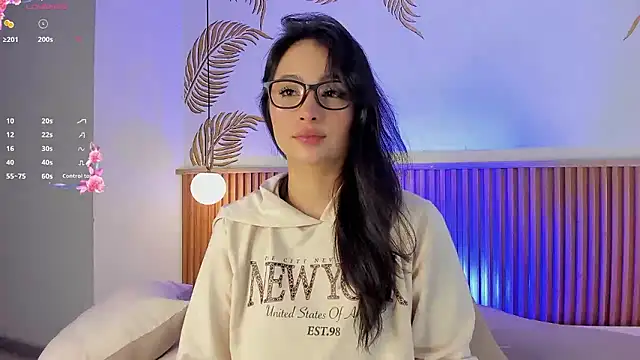 Snapshot of Valleriie_ chatting on 16, 1, 2026 Valleriie online show from 16, 1, 2026