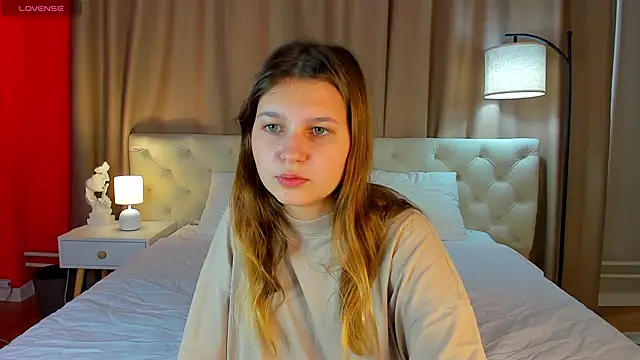 Elle Ellise online show from 21, 9, 2025