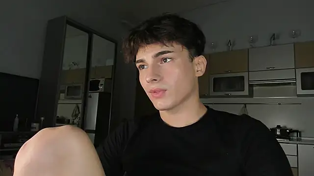 Snapshot of mystic_evan chatting on 22, 9, 2025 mystic evan online show from 22, 9, 2025