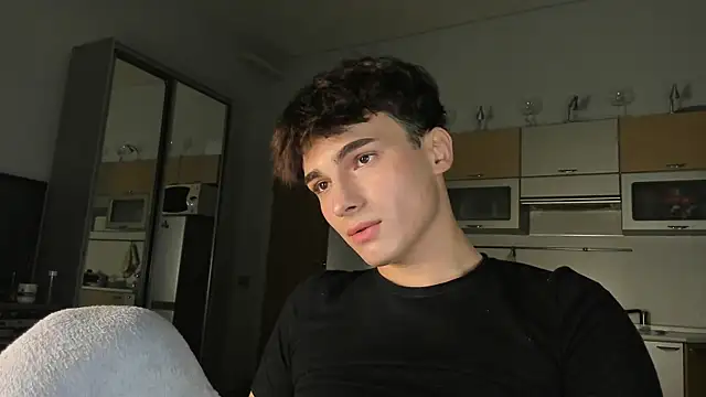 Snapshot of mystic_evan chatting on 25, 9, 2025 mystic evan online show from 25, 9, 2025