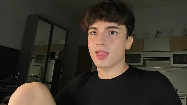 Snapshot of mystic_evan chatting on 7, 10, 2025 mystic evan online show from 7, 10, 2025