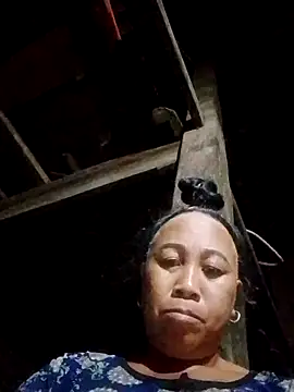 Mamapm20 online show from 4, 10, 2025