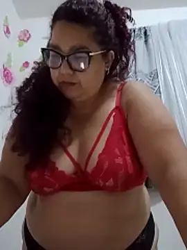 Snapshot of ladytropical1 chatting on 26, 10, 2025 ladytropical1 online show from 26, 10, 2025