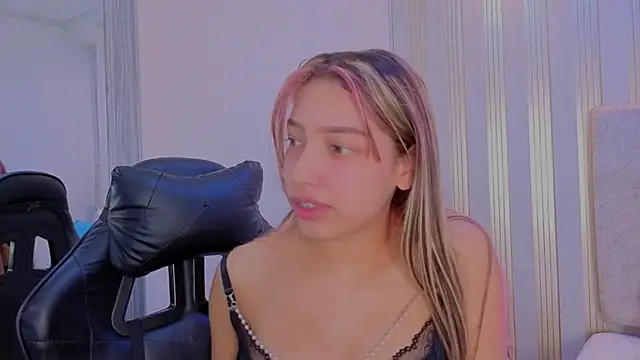 nami sweet  online show from 27, 9, 2025