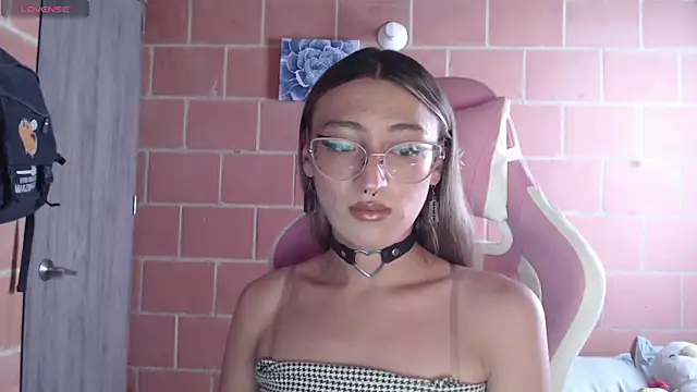 Andrea camilaaa online show from 1, 10, 2025