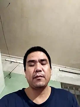 Snapshot of HoangNam20x chatting on 10, 10, 2025 HoangNam20x online show from 10, 10, 2025