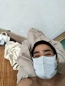 Snapshot of HoangNam20x chatting on 12, 10, 2025 HoangNam20x online show from 12, 10, 2025