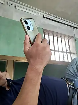 Snapshot of HoangNam20x chatting on 16, 10, 2025 HoangNam20x online show from 16, 10, 2025