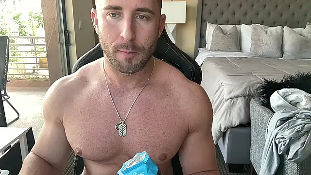 brettmycles28 online show from 17, 9, 2025