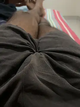 Snapshot of bigDick_000610 chatting on 24, 10, 2025 bigDick 000610 online show from 24, 10, 2025