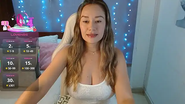 Snapshot of Natysweet23 chatting on 19, 9, 2025 Natysweet23 online show from 19, 9, 2025