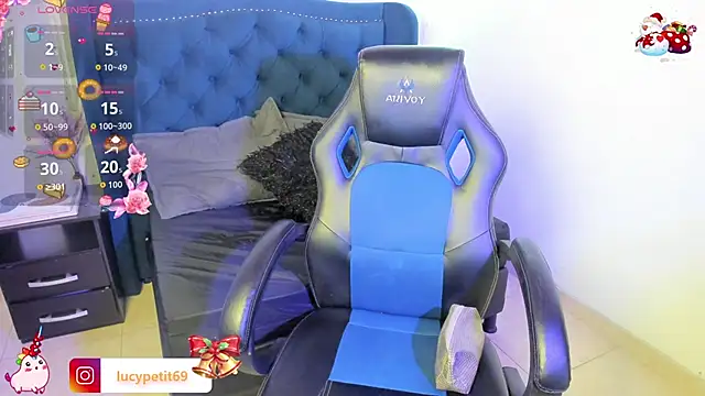 LucyPetit online show from 17, 12, 2025