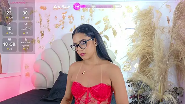 mia white cr online show from 13, 9, 2025