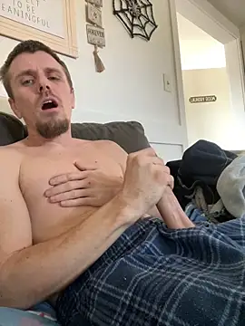 Snapshot of alwayshorny90 chatting on 7, 11, 2025 alwayshorny90 online show from 7, 11, 2025