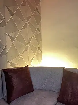 Alisse taylor2 online show from 18, 9, 2025