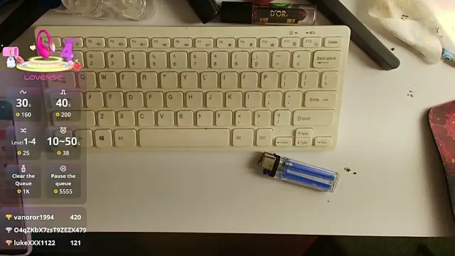 Isa Thompson   online show from 27, 2, 2026