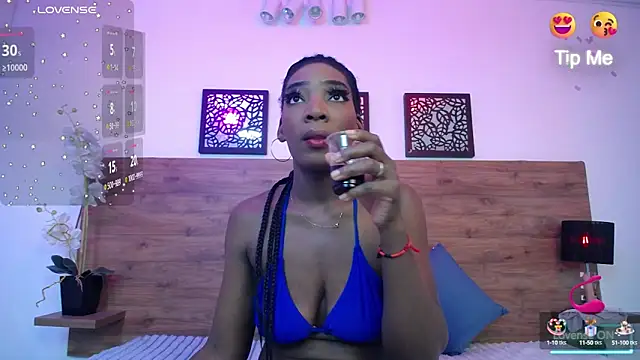 AlexandraCambell online show from 5, 10, 2025