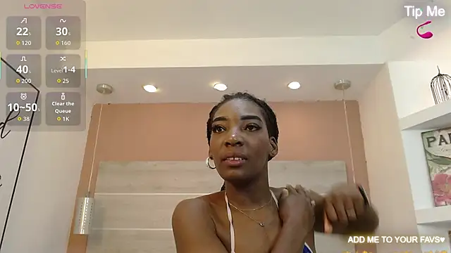 Snapshot of AlexandraCambell chatting on 19, 4, 2026 AlexandraCambell online show from 19, 4, 2026