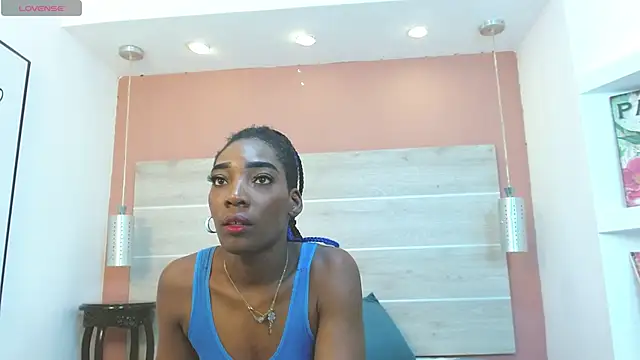 Snapshot of AlexandraCambell chatting on 25, 4, 2026 AlexandraCambell online show from 25, 4, 2026