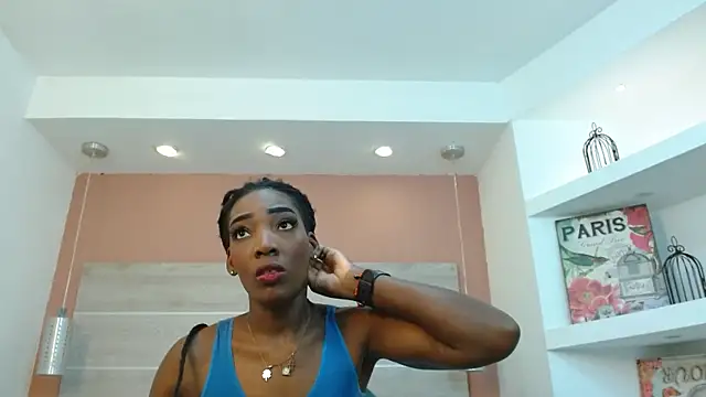 Snapshot of AlexandraCambell chatting on 7, 5, 2026 AlexandraCambell online show from 7, 5, 2026