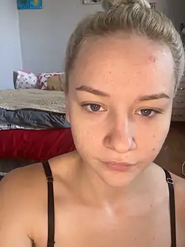 JennaOluretn online show from 17, 10, 2025