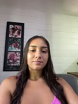 Snapshot of hannahhotwife chatting on 2, 3, 2026 hannahhotwife online show from 2, 3, 2026