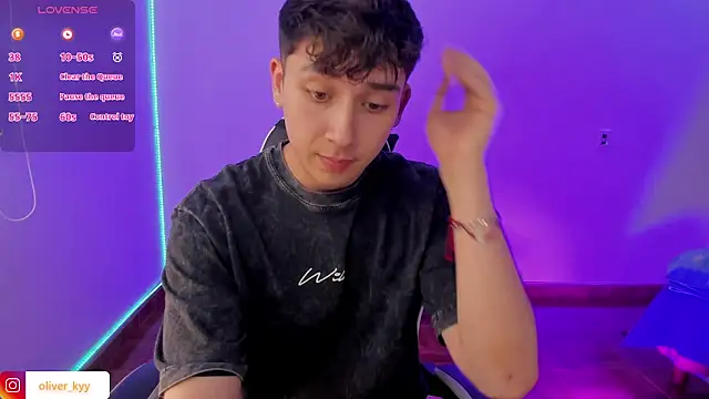 Snapshot of Casper___kyy chatting on 16, 12, 2025 Casper kyy online show from 16, 12, 2025