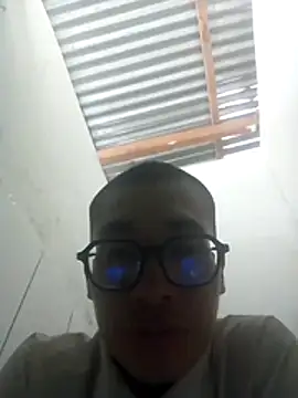Snapshot of Marioeso chatting on 20, 7, 2026 Marioeso online show from 20, 7, 2026