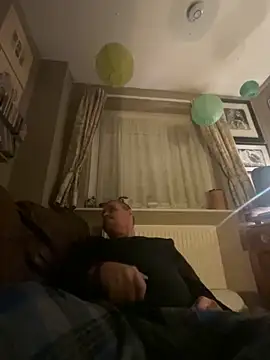 WriggleQuest online show from 24, 11, 2025