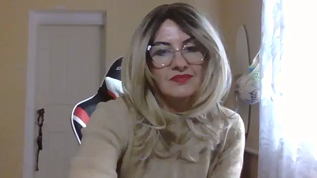TianaQLove online show from 21, 10, 2025