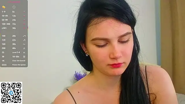 Snapshot of EnricaElis chatting on 28, 4, 2026 EnricaElis online show from 28, 4, 2026