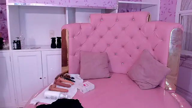 mishell lovely online show from 22, 3, 2026