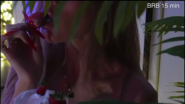 Snapshot of Alvuwkaa chatting on 6, 3, 2026 Alvuwkaa online show from 6, 3, 2026