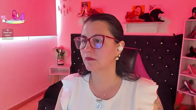 D Martii online show from 2, 10, 2025