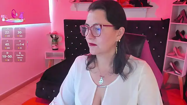 D Martii online show from 4, 10, 2025